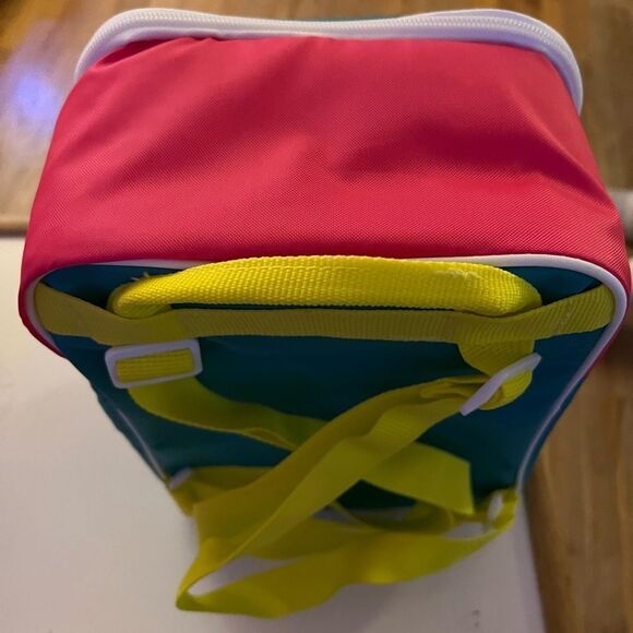 Igloo Retro Backpack Cooler - Picture 6 of 10